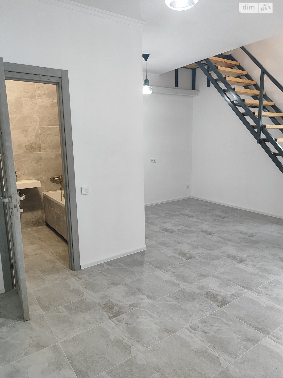 двухэтажный дом, 50 кв. м, кирпич. Продажа в Буче район Буча фото 1