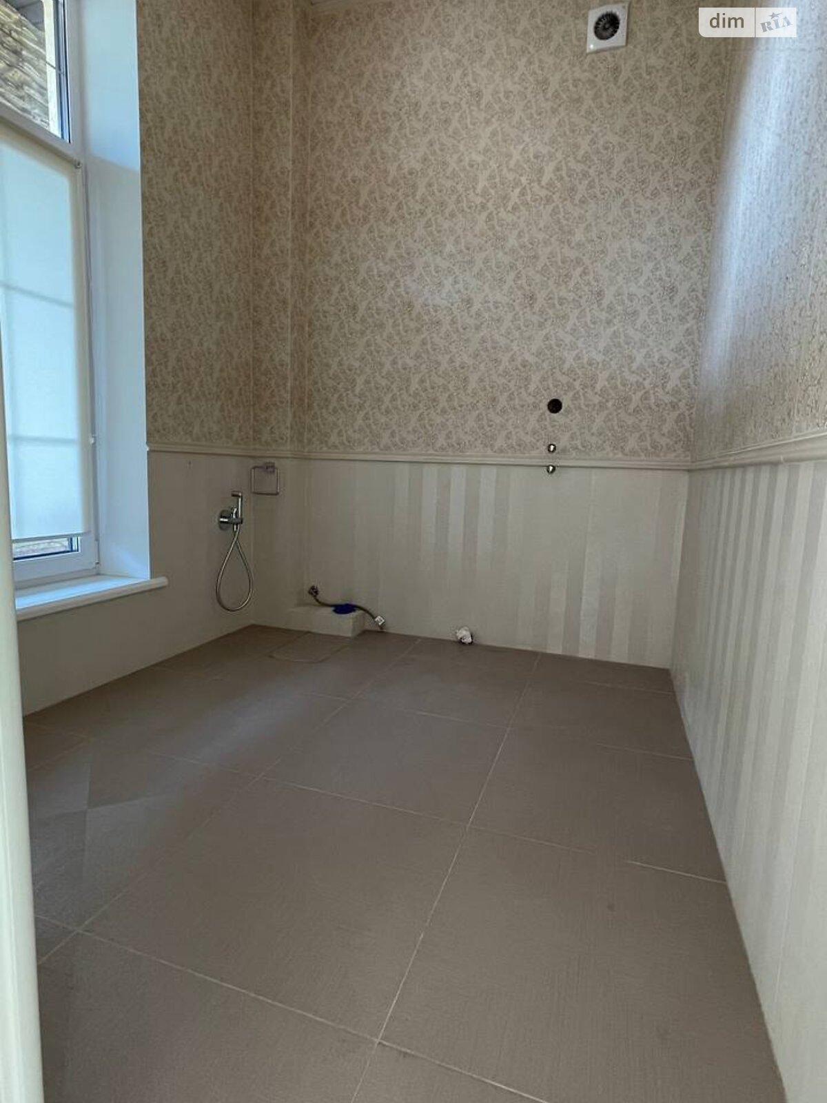 двухэтажный дом с балконом, 268.8 кв. м, газобетон. Продажа в Буче район Буча фото 1 двухэтажный дом с балконом, 268.8 кв. м, газобетон. Продажа в Буче район Буча фото 1