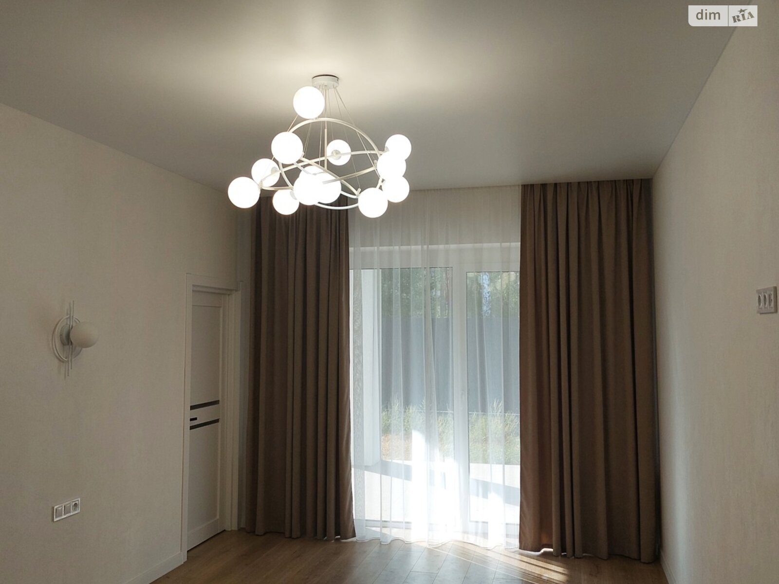 одноэтажный дом с ремонтом, 145 кв. м, пеноблок. Продажа в Буче район Буча фото 1 одноэтажный дом с ремонтом, 145 кв. м, пеноблок. Продажа в Буче район Буча фото 1