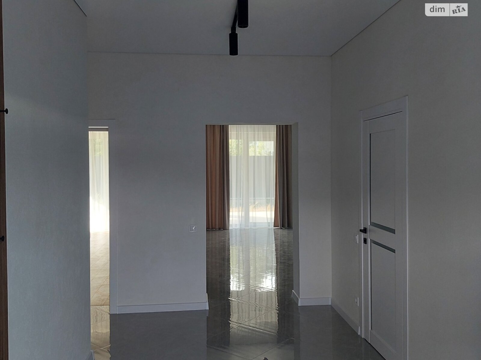 одноэтажный дом с ремонтом, 145 кв. м, пеноблок. Продажа в Буче район Буча фото 1 одноэтажный дом с ремонтом, 145 кв. м, пеноблок. Продажа в Буче район Буча фото 1