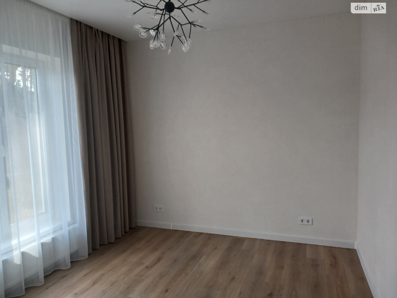 одноэтажный дом с ремонтом, 145 кв. м, пеноблок. Продажа в Буче район Буча фото 1 одноэтажный дом с ремонтом, 145 кв. м, пеноблок. Продажа в Буче район Буча фото 1