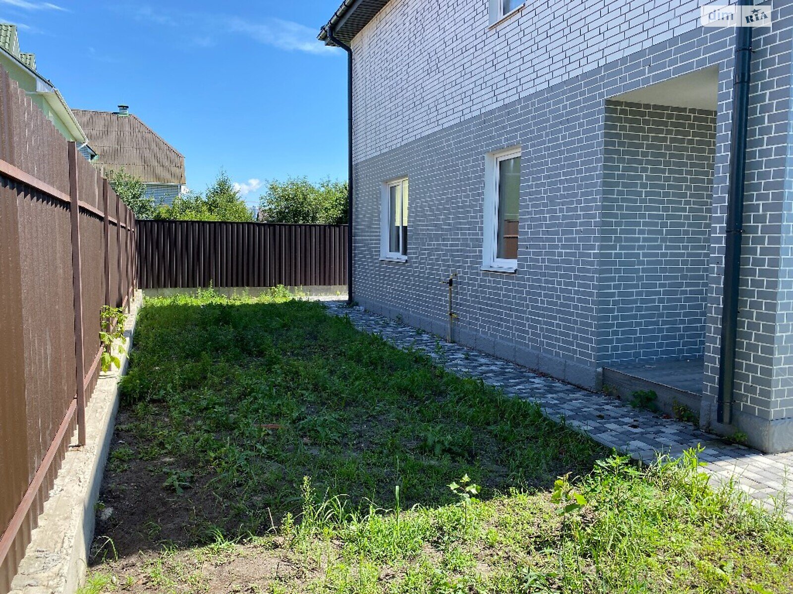 двухэтажный дом с отоплением, 130 кв. м, кирпич. Продажа в Буче район Буча фото 1 двухэтажный дом с отоплением, 130 кв. м, кирпич. Продажа в Буче район Буча фото 1