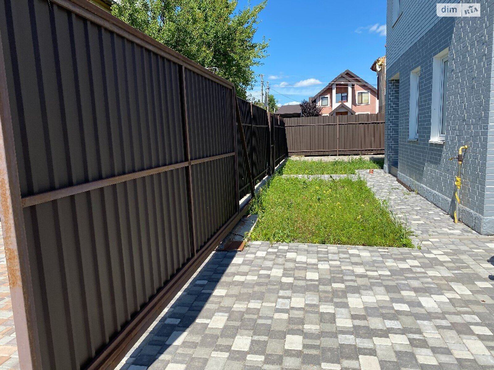 двухэтажный дом с отоплением, 130 кв. м, кирпич. Продажа в Буче район Буча фото 1 двухэтажный дом с отоплением, 130 кв. м, кирпич. Продажа в Буче район Буча фото 1