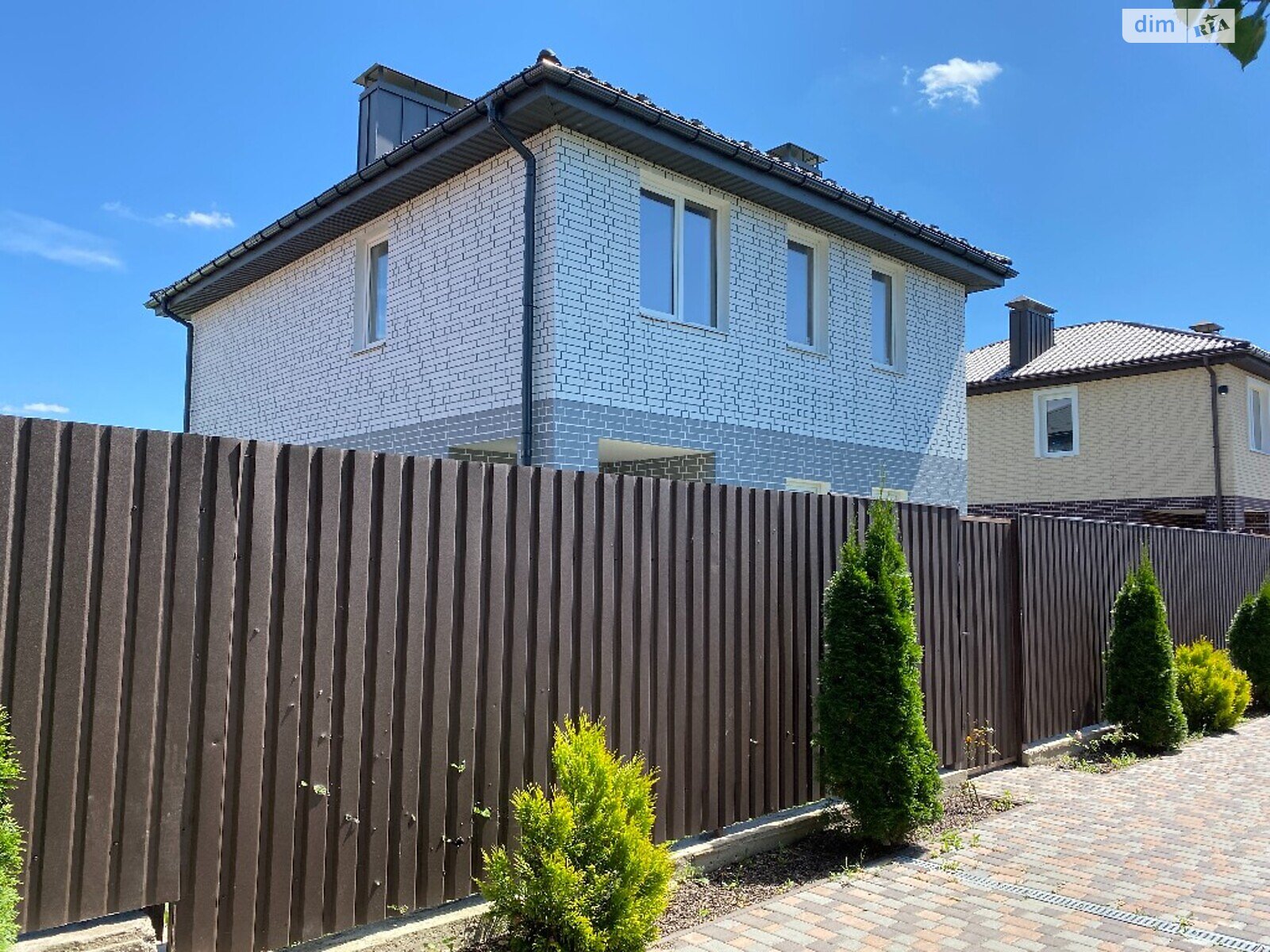 двухэтажный дом с отоплением, 130 кв. м, кирпич. Продажа в Буче район Буча фото 1 двухэтажный дом с отоплением, 130 кв. м, кирпич. Продажа в Буче район Буча фото 1
