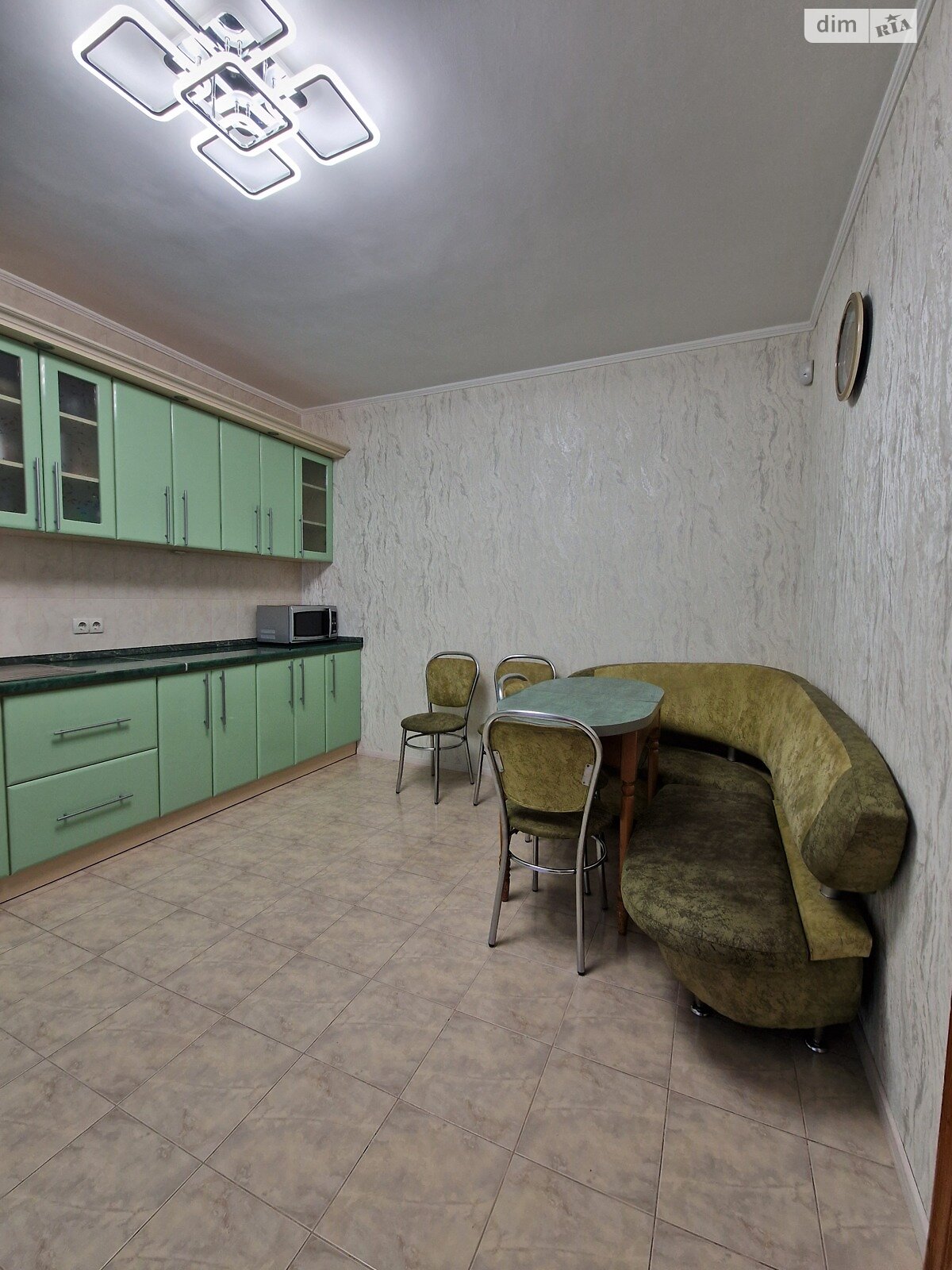 одноповерховий будинок з мансардою, 150 кв. м, кирпич. Продаж в Бучі, район Буча фото 1 одноповерховий будинок з мансардою, 150 кв. м, кирпич. Продаж в Бучі, район Буча фото 1
