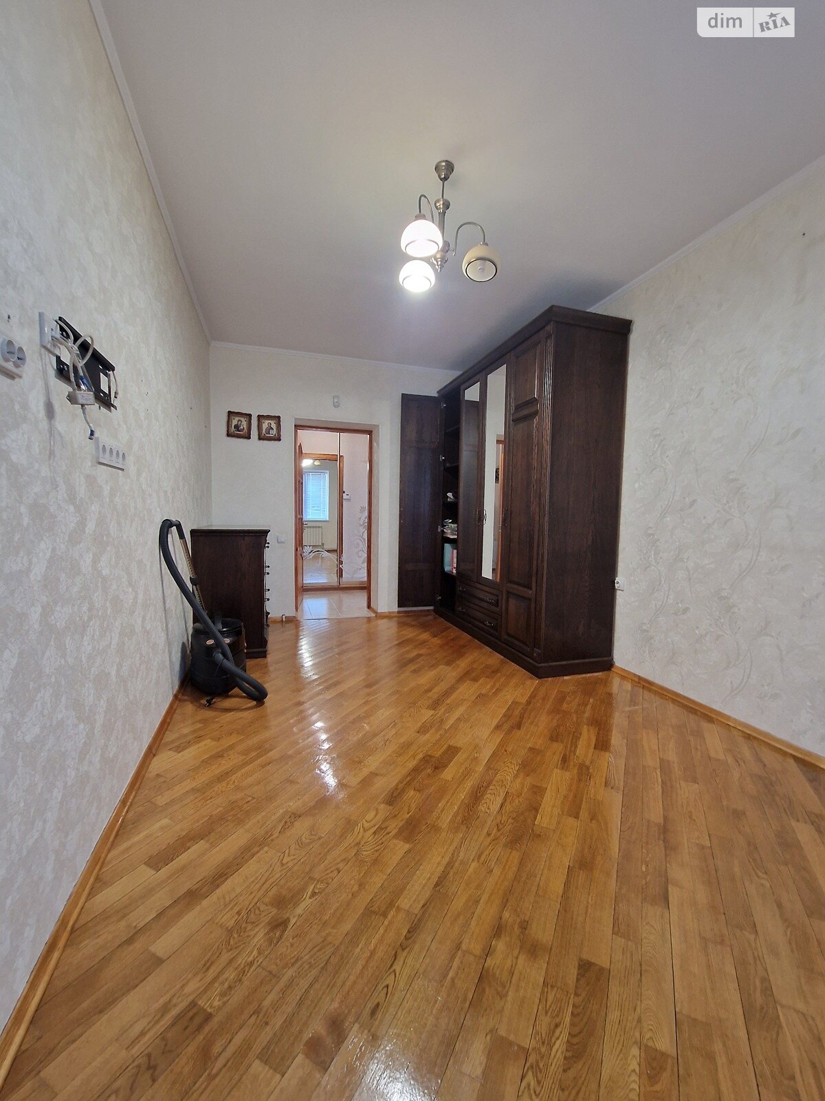 одноповерховий будинок з мансардою, 150 кв. м, кирпич. Продаж в Бучі, район Буча фото 1 одноповерховий будинок з мансардою, 150 кв. м, кирпич. Продаж в Бучі, район Буча фото 1