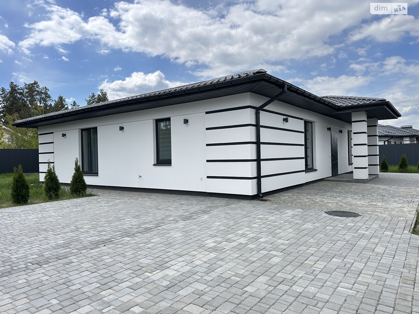 одноэтажный дом с отоплением, 120 кв. м, газобетон. Продажа в Буче район Буча фото 1 одноэтажный дом с отоплением, 120 кв. м, газобетон. Продажа в Буче район Буча фото 1