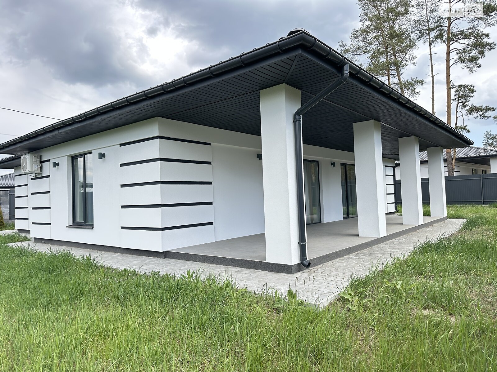 одноэтажный дом с отоплением, 120 кв. м, газобетон. Продажа в Буче район Буча фото 1 одноэтажный дом с отоплением, 120 кв. м, газобетон. Продажа в Буче район Буча фото 1