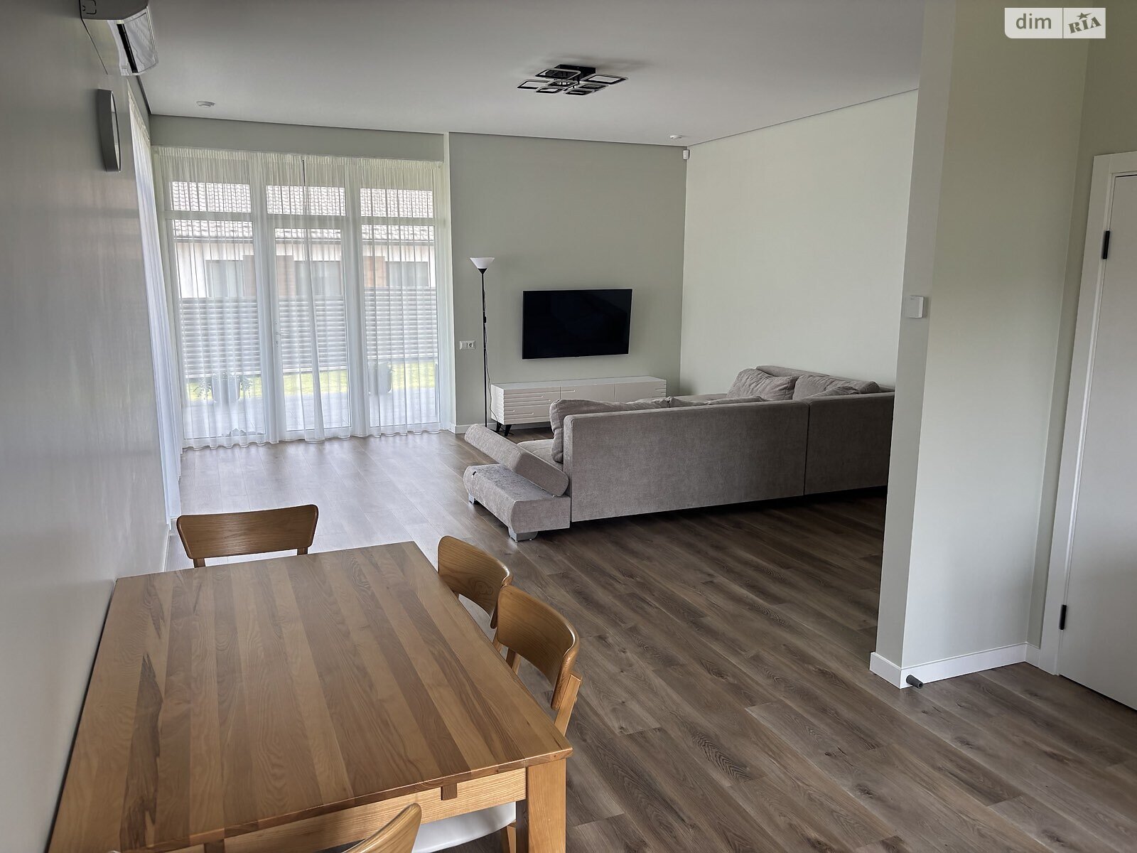 одноповерховий будинок з ремонтом, 120 кв. м, цегла. Продаж в Бучі, район Буча фото 1 одноповерховий будинок з ремонтом, 120 кв. м, цегла. Продаж в Бучі, район Буча фото 1
