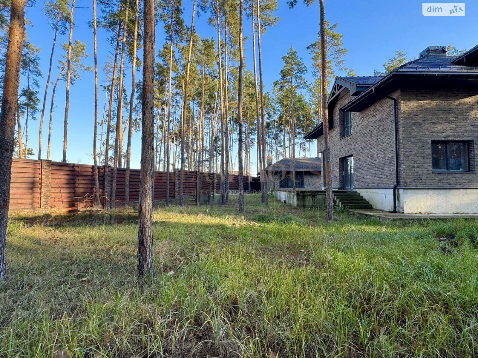 двоповерховий будинок з верандою, 450 кв. м, кирпич. Продаж в Бучі, район Буча фото 1