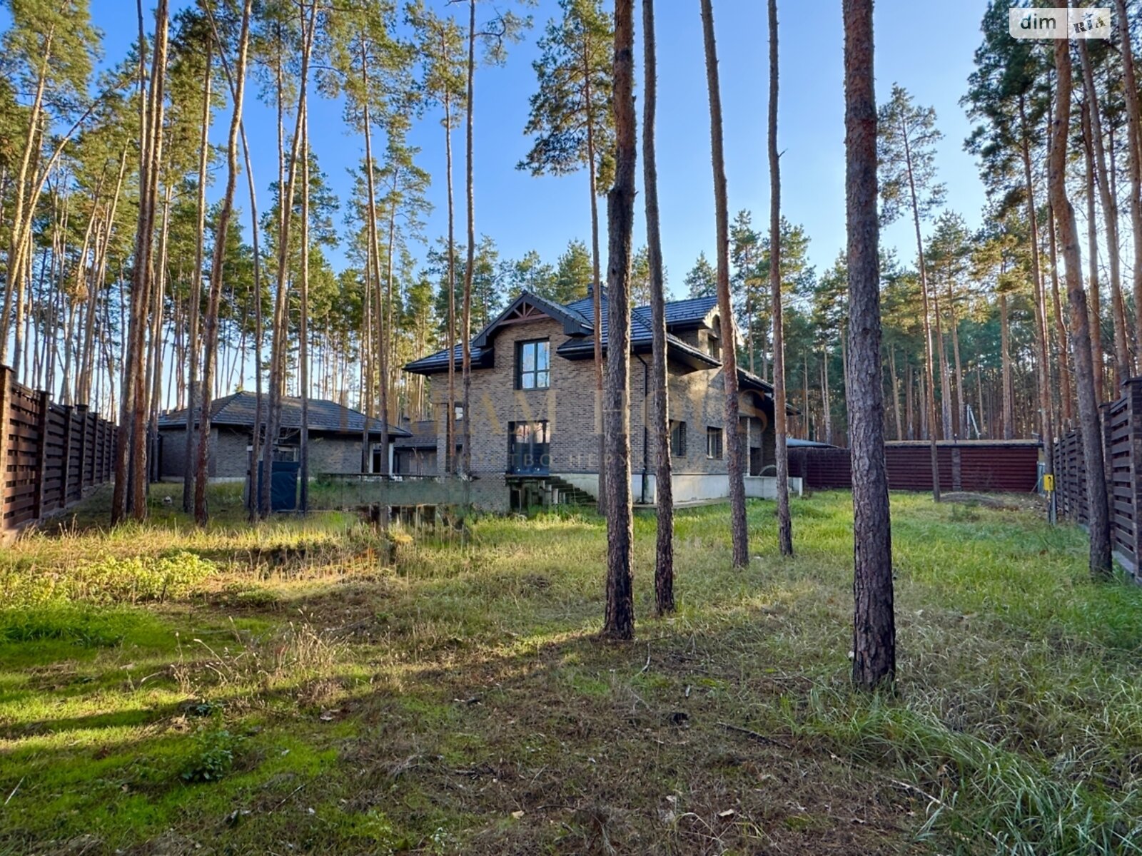 двоповерховий будинок з верандою, 450 кв. м, кирпич. Продаж в Бучі, район Буча фото 1