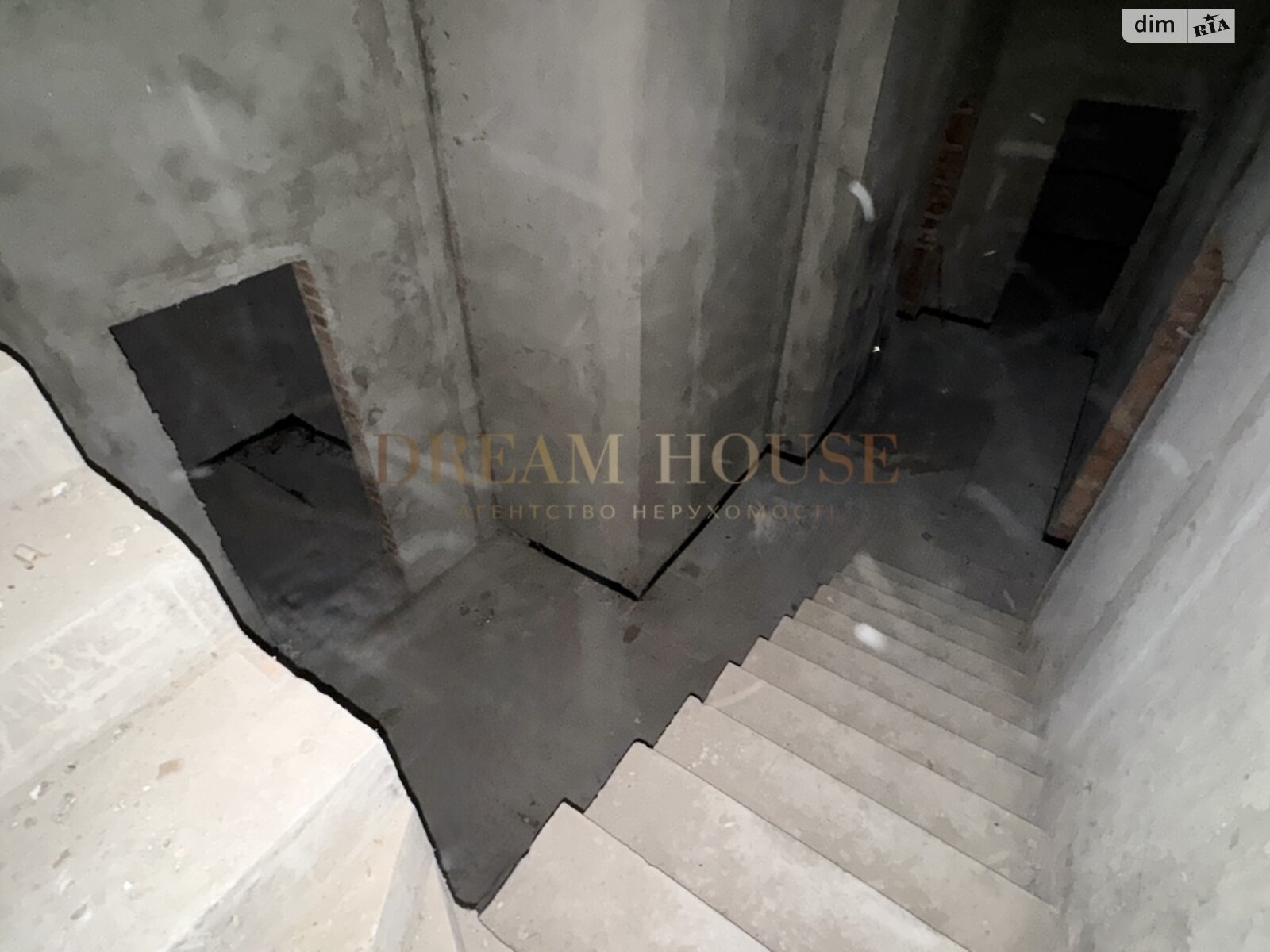 двоповерховий будинок з верандою, 450 кв. м, кирпич. Продаж в Бучі, район Буча фото 1