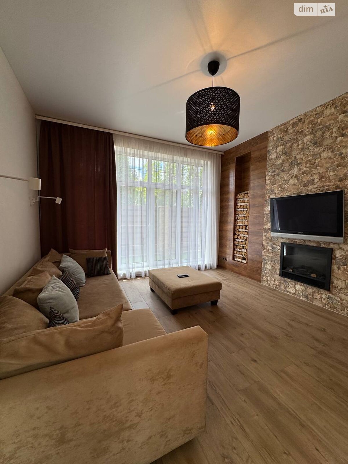 одноэтажный дом с верандой, 112 кв. м, кирпич. Продажа в Буче район Буча фото 1