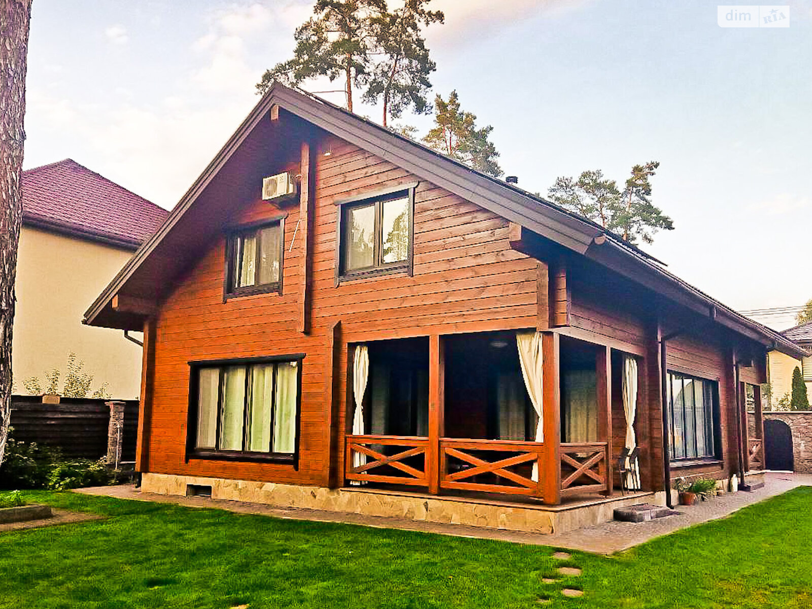 двухэтажный дом с отоплением, 206 кв. м, сруб. Продажа в Буче район Буча фото 1 двухэтажный дом с отоплением, 206 кв. м, сруб. Продажа в Буче район Буча фото 1