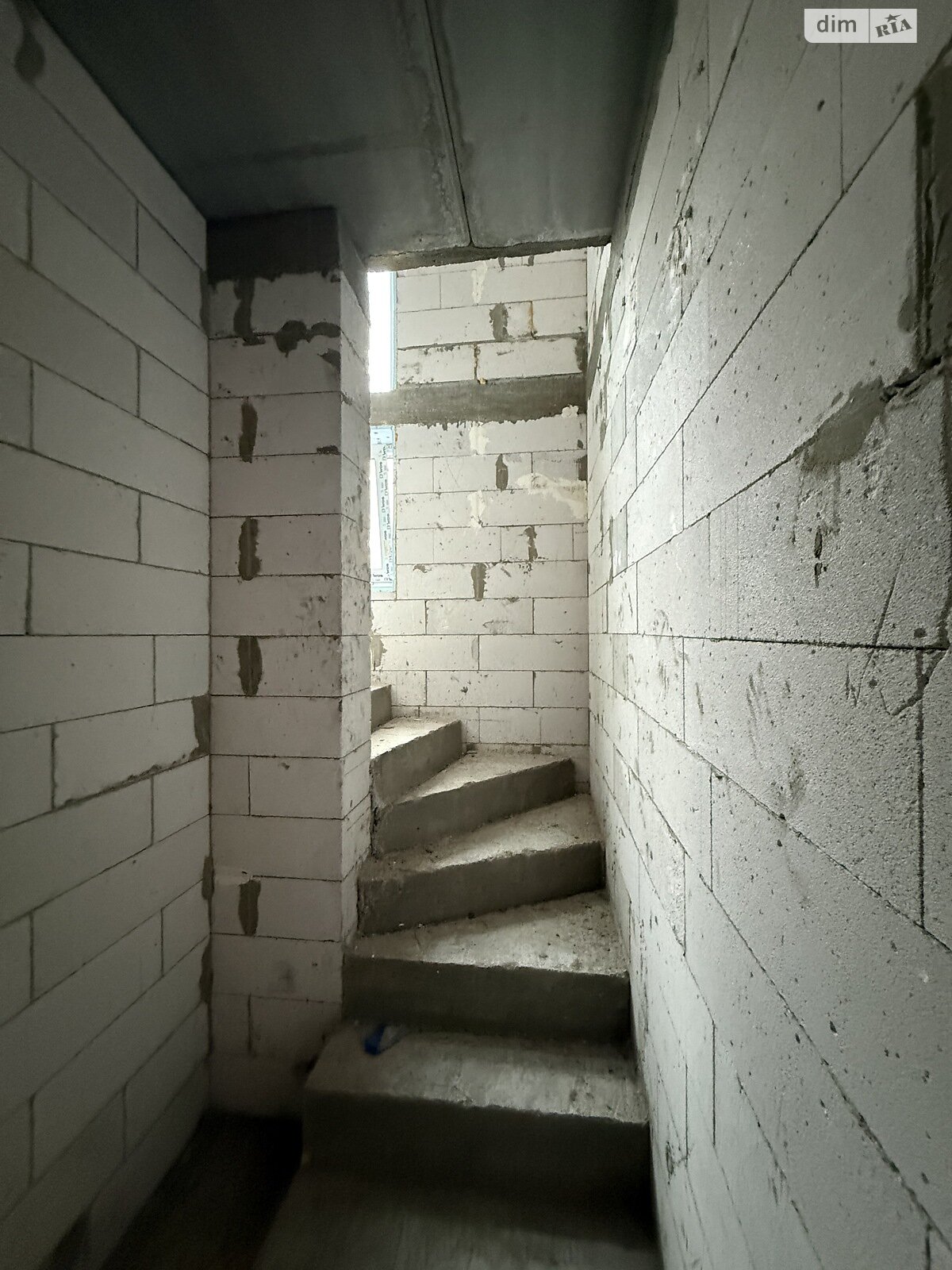 двухэтажный дом с отоплением, 125 кв. м, пеноблок. Продажа в Буче район Буча фото 1 двухэтажный дом с отоплением, 125 кв. м, пеноблок. Продажа в Буче район Буча фото 1