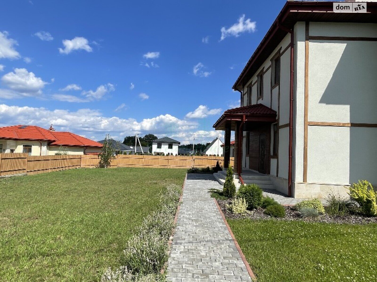 двухэтажный дом с отоплением, 215 кв. м, керамический блок. Продажа в Буче район Буча фото 1 двухэтажный дом с отоплением, 215 кв. м, керамический блок. Продажа в Буче район Буча фото 1