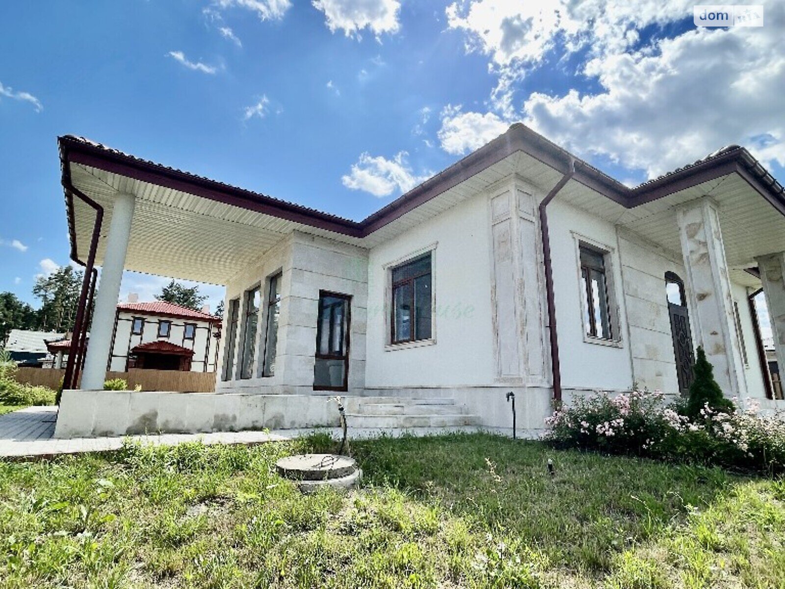 одноэтажный дом с гаражом, 250 кв. м, кирпич. Продажа в Буче район Буча фото 1