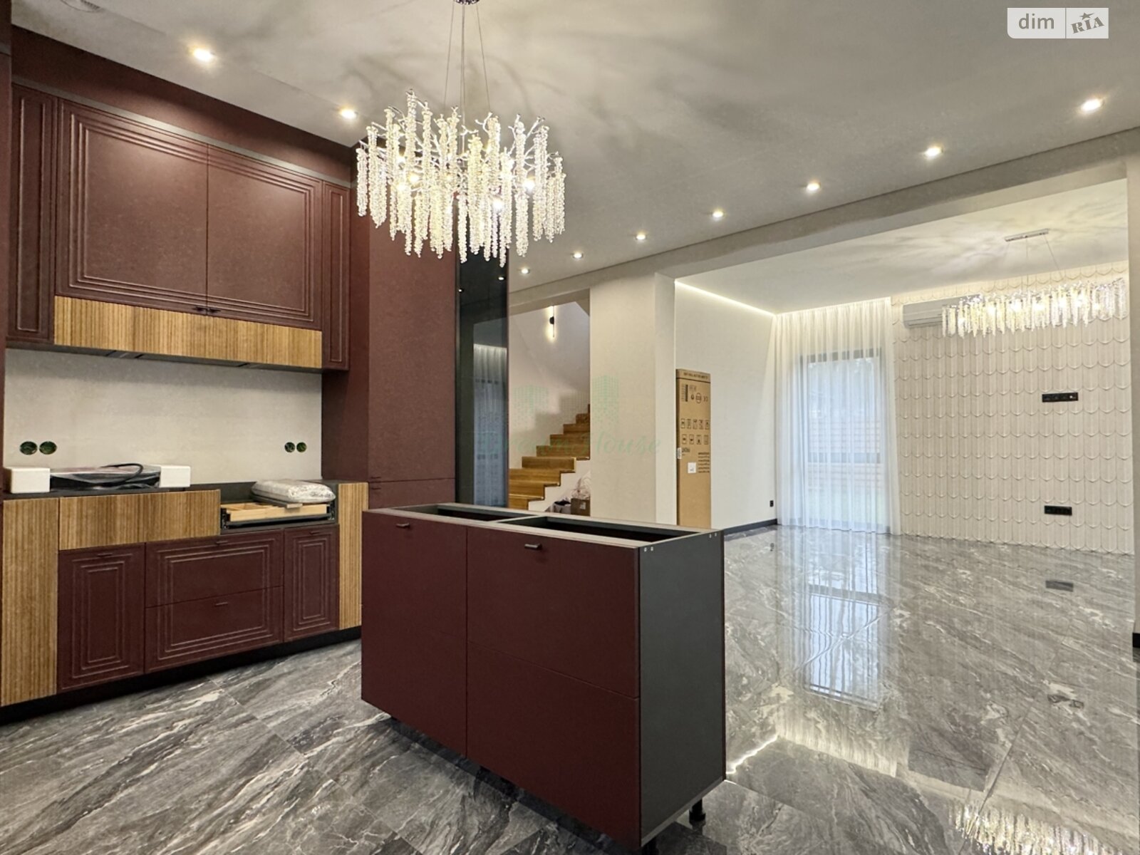 двухэтажный дом с отоплением, 180 кв. м, газобетон. Продажа в Буче район Буча фото 1 двухэтажный дом с отоплением, 180 кв. м, газобетон. Продажа в Буче район Буча фото 1