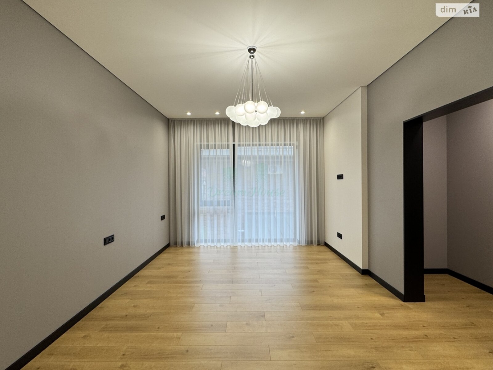 двухэтажный дом с отоплением, 180 кв. м, газобетон. Продажа в Буче район Буча фото 1 двухэтажный дом с отоплением, 180 кв. м, газобетон. Продажа в Буче район Буча фото 1