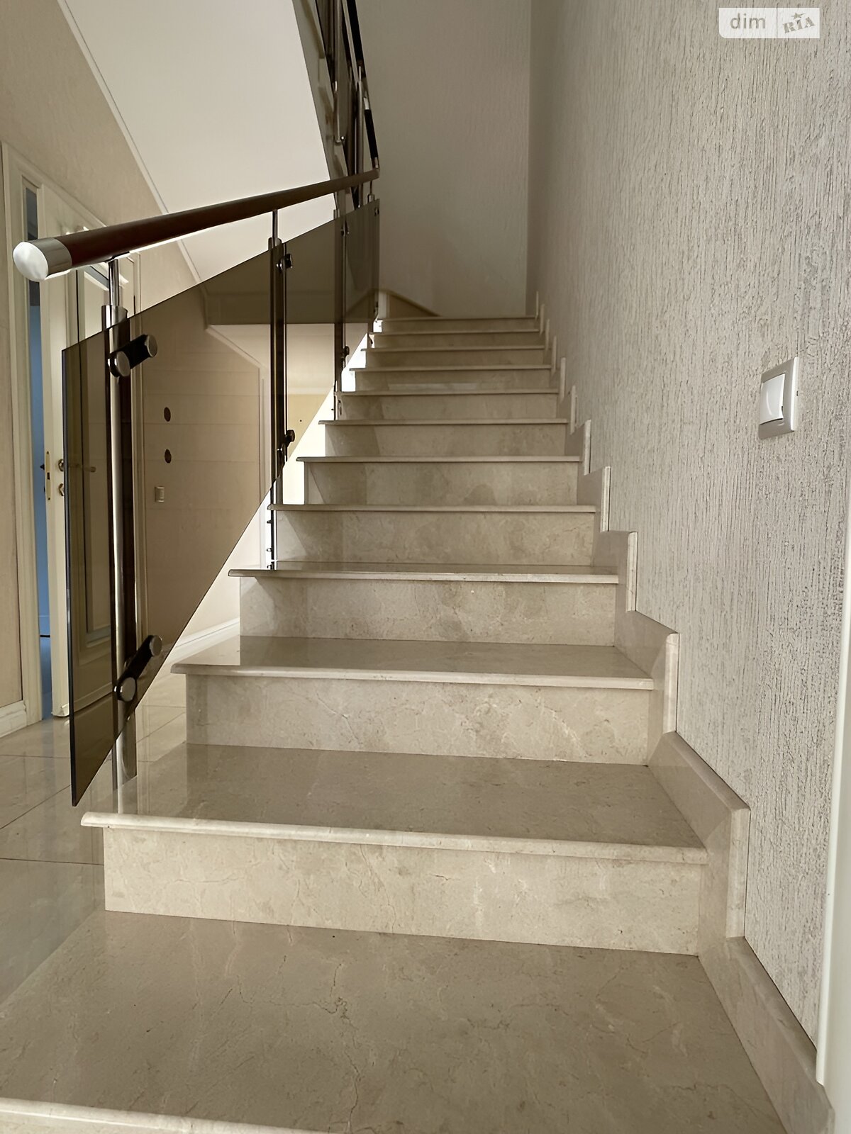 двоповерховий будинок з верандою, 268.8 кв. м, цегла. Продаж в Бучі, район Буча фото 1