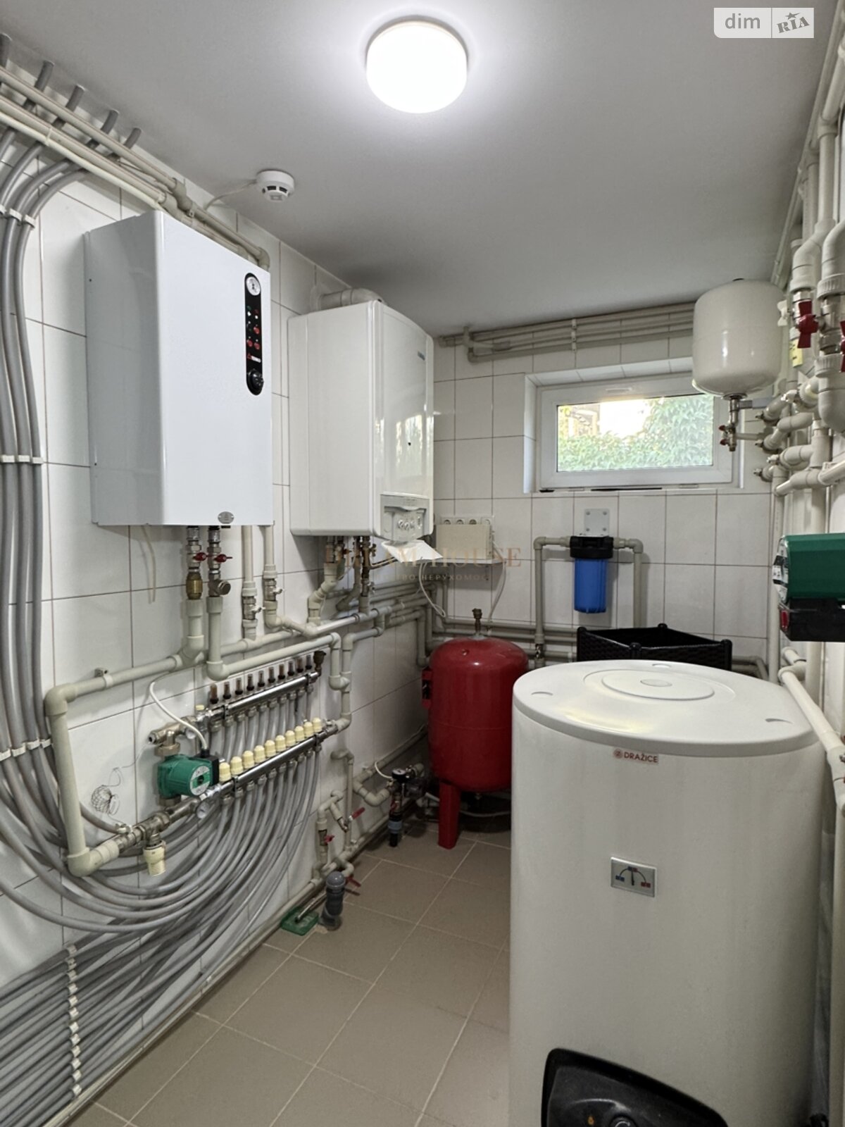 двоповерховий будинок з балконом, 200.6 кв. м, газобетон. Продаж в Бучі, район Буча фото 1 двоповерховий будинок з балконом, 200.6 кв. м, газобетон. Продаж в Бучі, район Буча фото 1