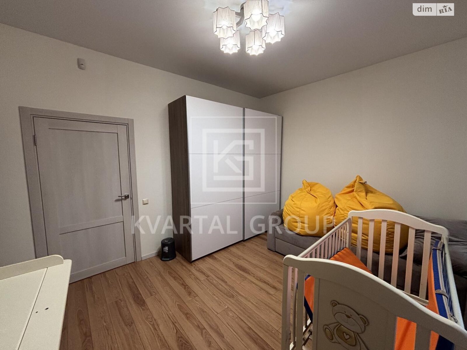 двухэтажный дом с ремонтом, 188.1 кв. м, кирпич. Продажа в Буче район Буча фото 1