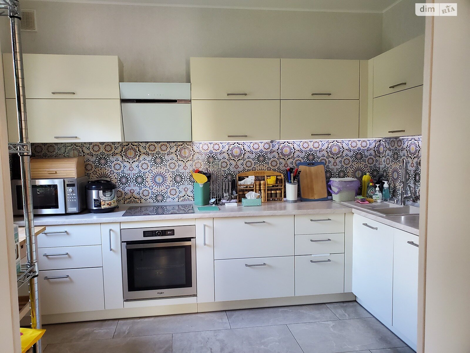 двухэтажный дом с балконом, 200.6 кв. м, кирпич. Продажа в Буче район Буча фото 1 двухэтажный дом с балконом, 200.6 кв. м, кирпич. Продажа в Буче район Буча фото 1