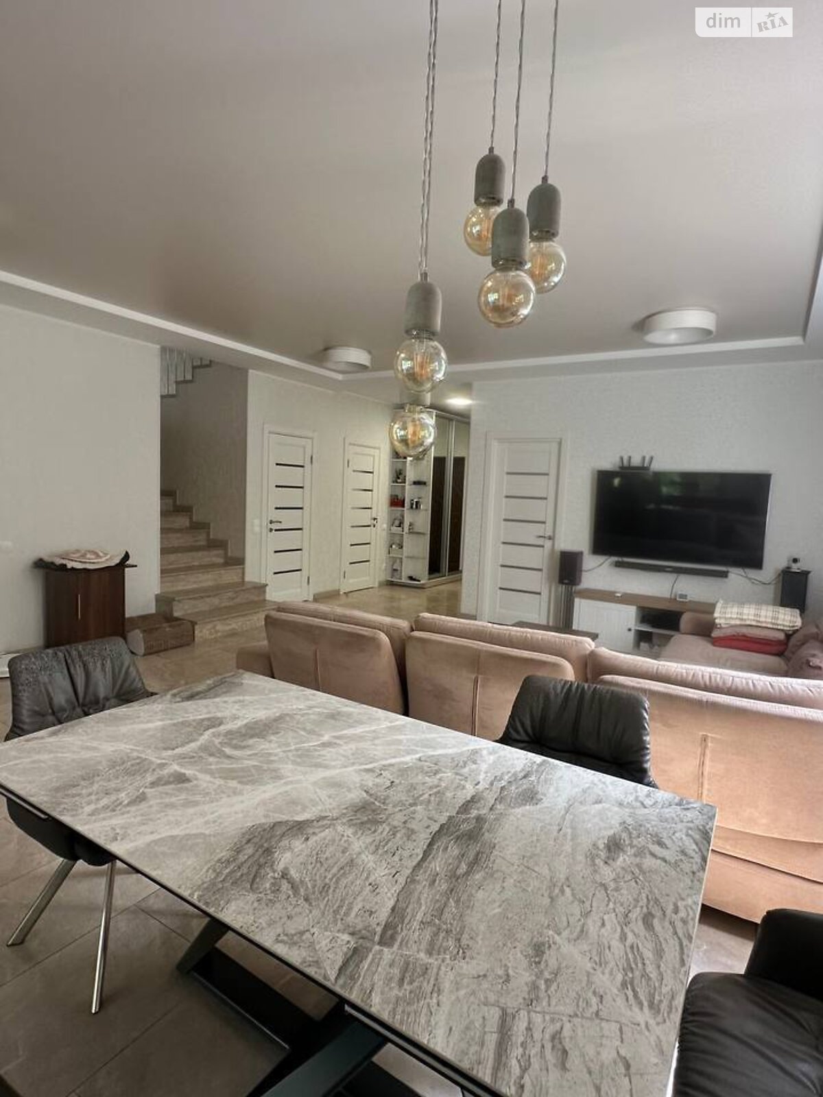 двухэтажный дом с балконом, 206 кв. м, пеноблок. Продажа в Буче район Буча фото 1 двухэтажный дом с балконом, 206 кв. м, пеноблок. Продажа в Буче район Буча фото 1