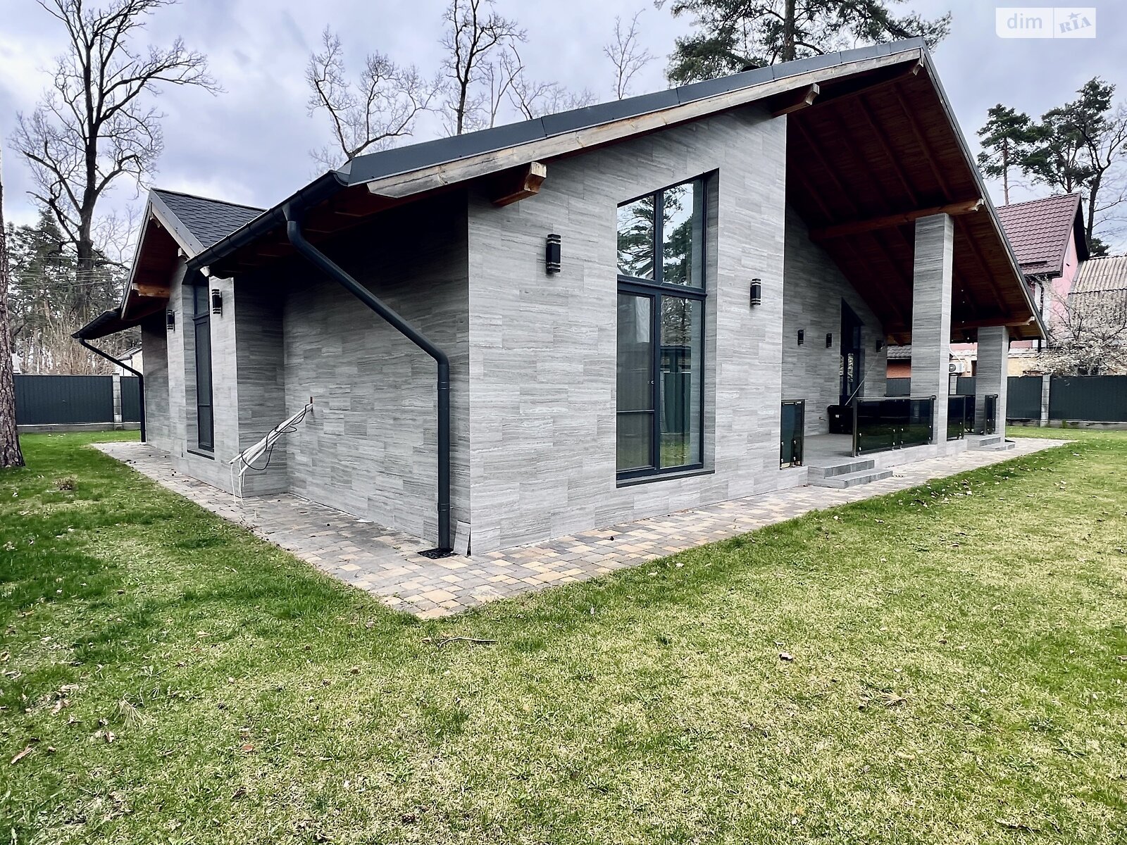 одноповерховий будинок з ремонтом, 252 кв. м, цегла. Продаж в Бучі, район Буча фото 1 одноповерховий будинок з ремонтом, 252 кв. м, цегла. Продаж в Бучі, район Буча фото 1