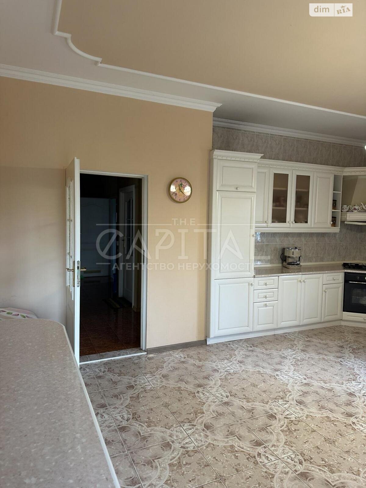 трехэтажный дом с верандой, 428.9 кв. м, кирпич. Продажа в Буче район Буча фото 1