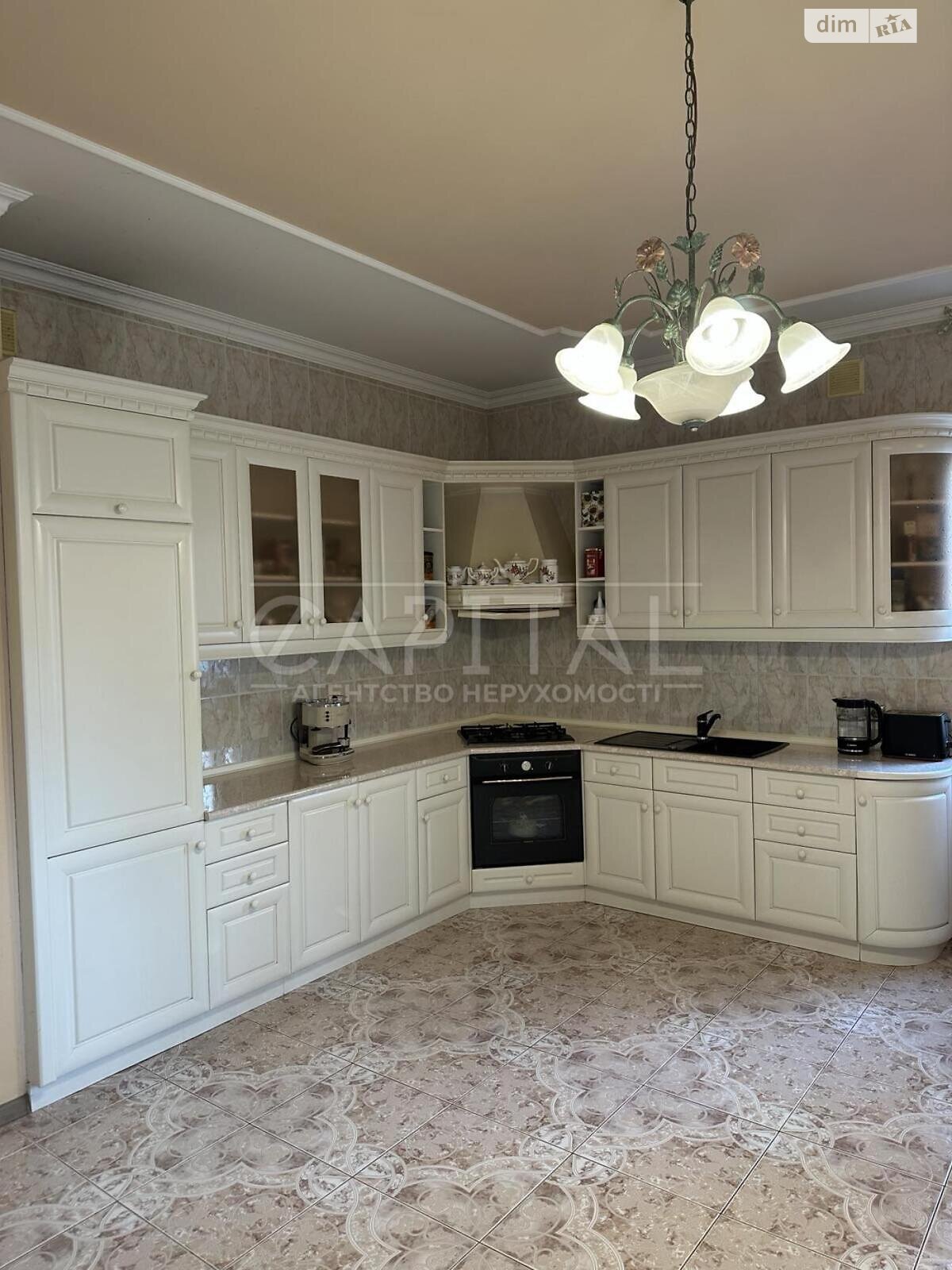 трехэтажный дом с верандой, 428.9 кв. м, кирпич. Продажа в Буче район Буча фото 1