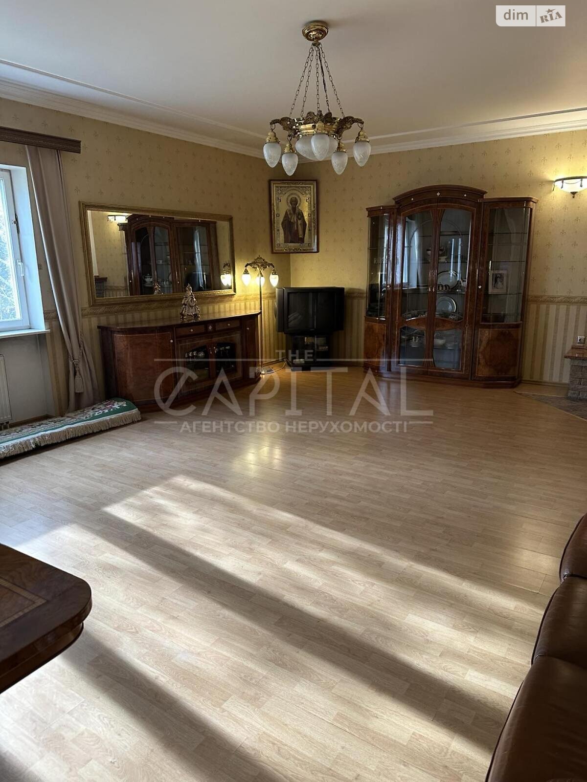 трехэтажный дом с верандой, 428.9 кв. м, кирпич. Продажа в Буче район Буча фото 1