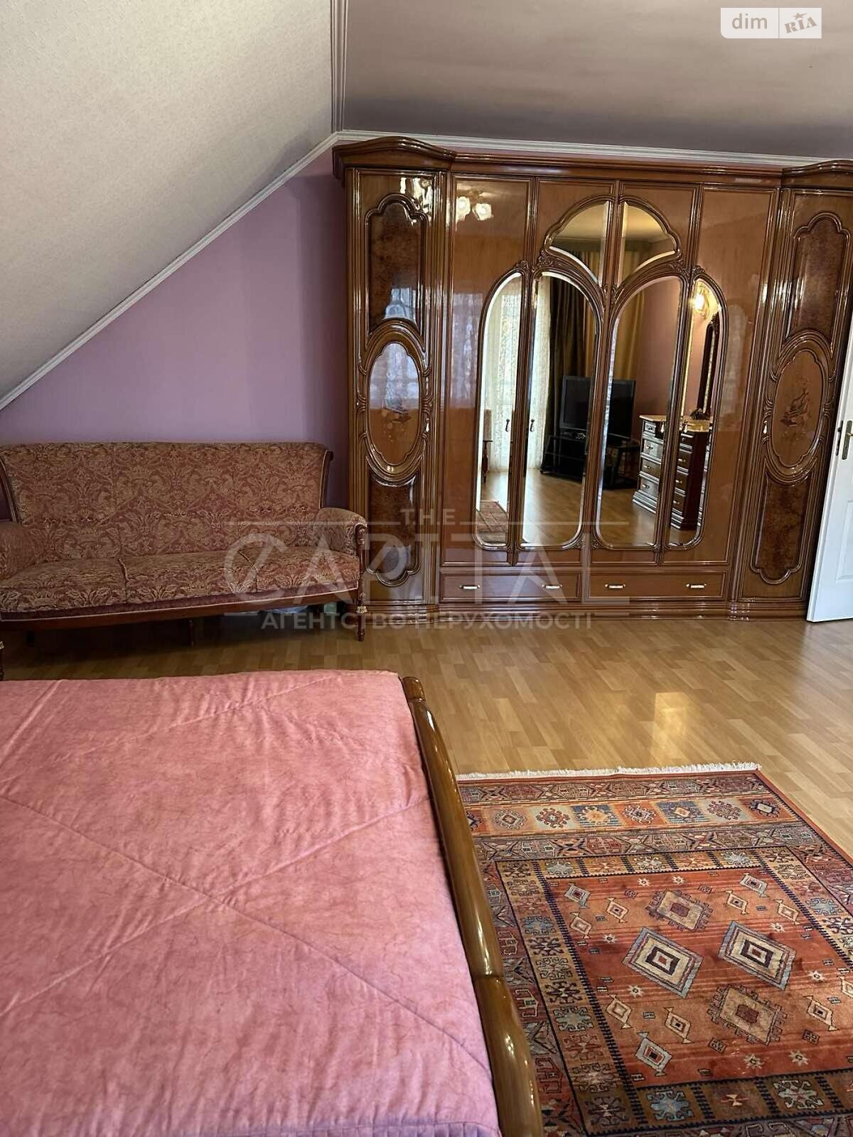 трехэтажный дом с верандой, 428.9 кв. м, кирпич. Продажа в Буче район Буча фото 1