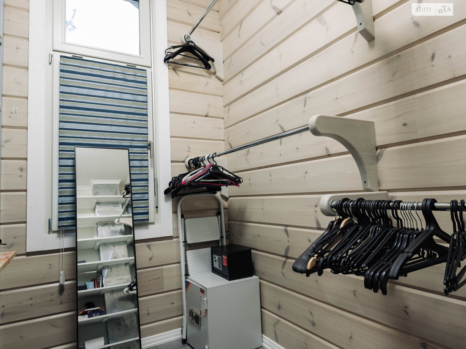 двоповерховий будинок з верандою, 434.5 кв. м, зруб. Продаж в Бучі, район Буча фото 1 двоповерховий будинок з верандою, 434.5 кв. м, зруб. Продаж в Бучі, район Буча фото 1