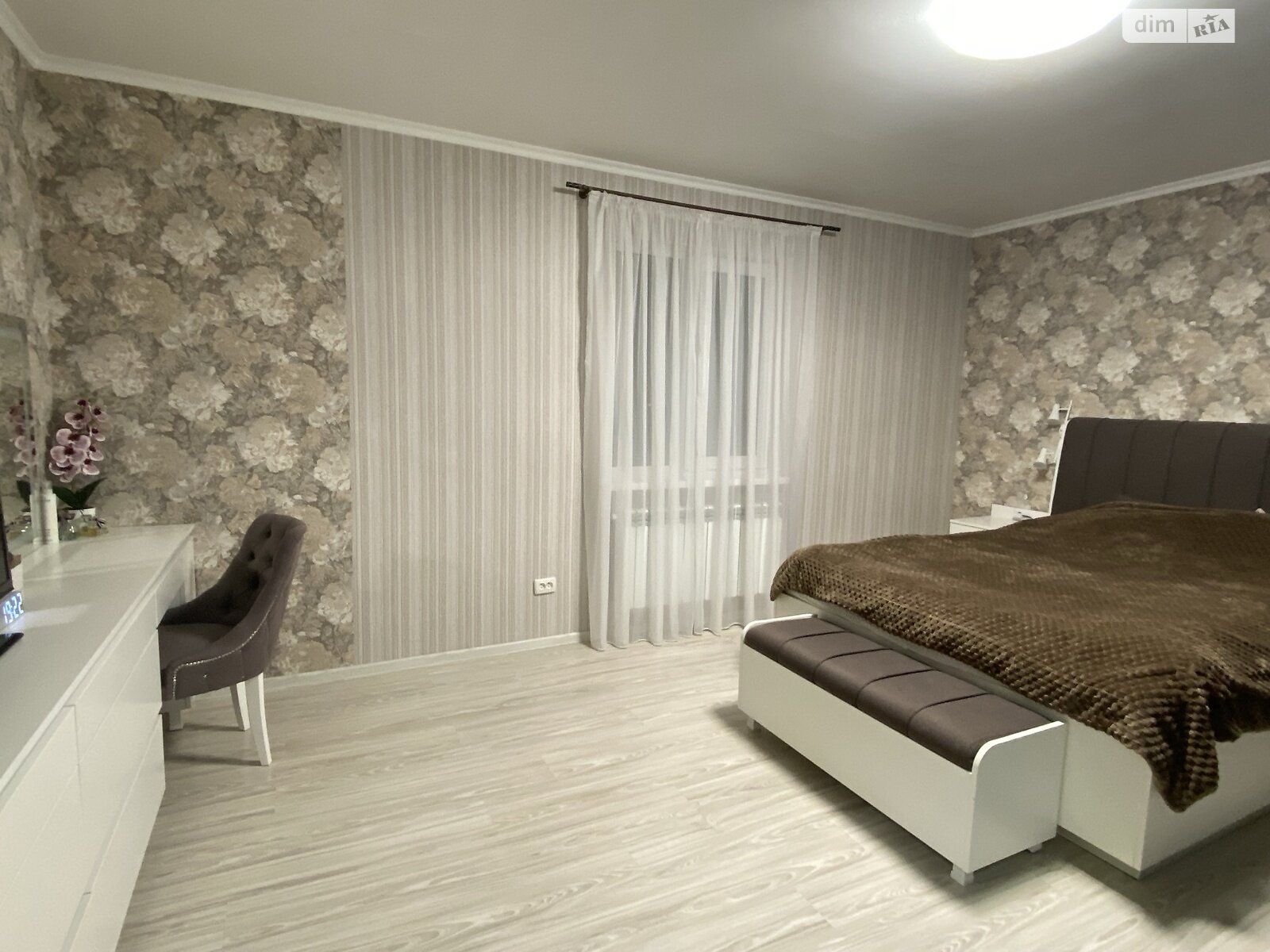 триповерховий будинок з ремонтом, 165.7 кв. м, цегла. Продаж в Бучі, район Буча фото 1 триповерховий будинок з ремонтом, 165.7 кв. м, цегла. Продаж в Бучі, район Буча фото 1