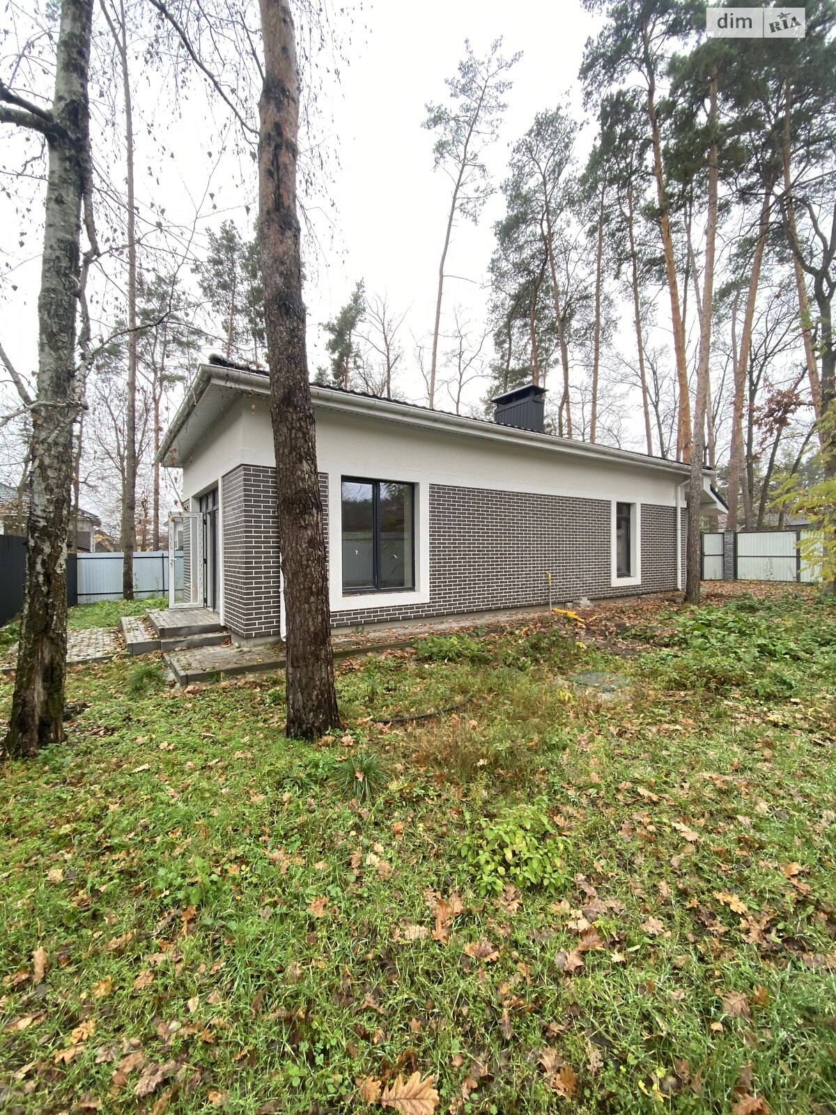 одноэтажный дом с отоплением, 120 кв. м, кирпич. Продажа в Буче район Буча фото 1