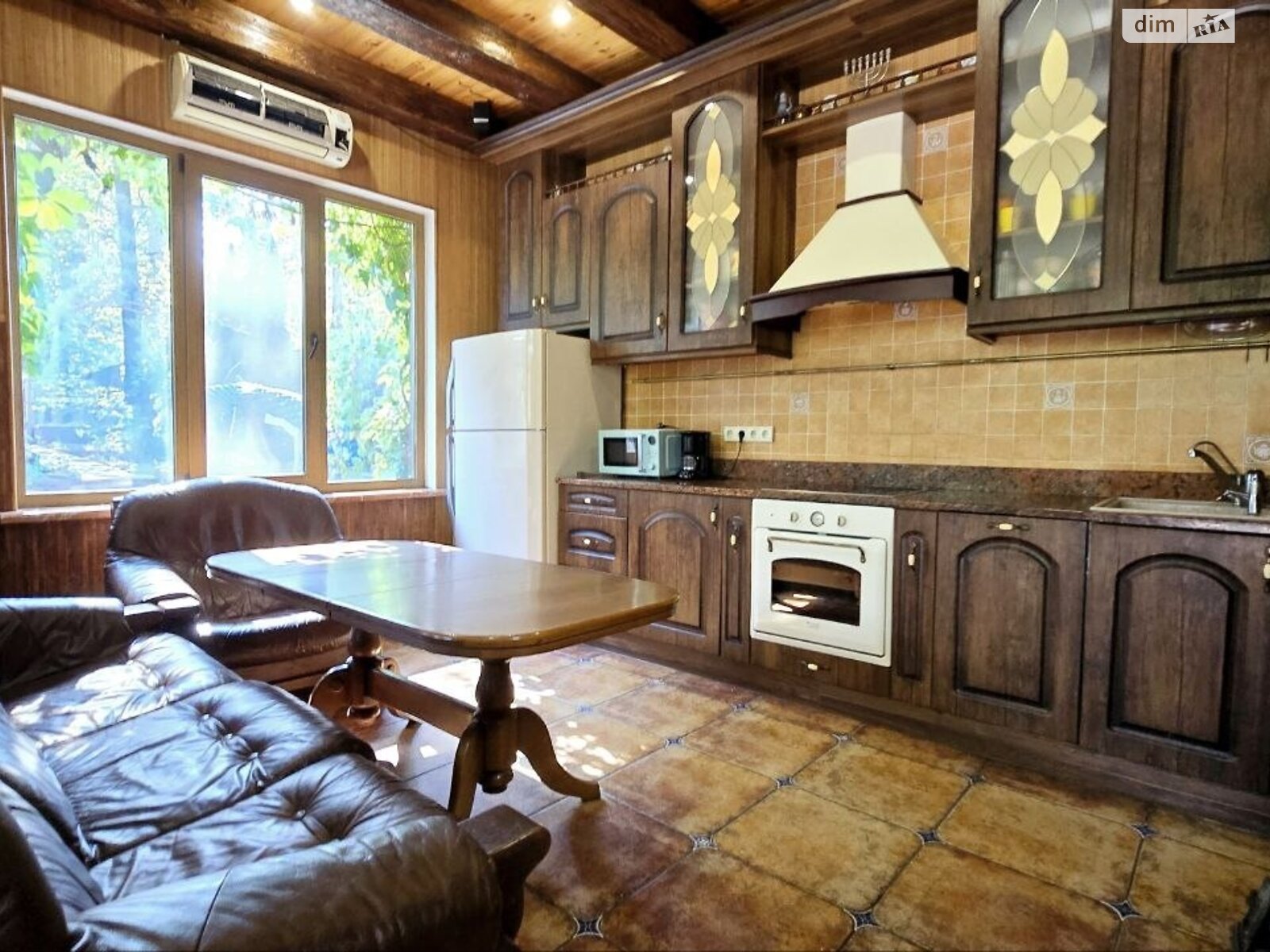 двухэтажный дом с отоплением, 235.3 кв. м, кирпич. Продажа в Буче район Буча фото 1 двухэтажный дом с отоплением, 235.3 кв. м, кирпич. Продажа в Буче район Буча фото 1