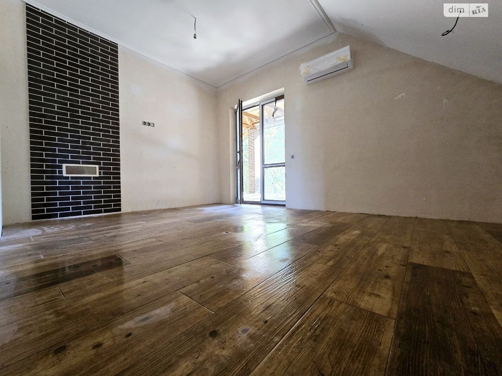 двухэтажный дом с отоплением, 235.3 кв. м, кирпич. Продажа в Буче район Буча фото 1 двухэтажный дом с отоплением, 235.3 кв. м, кирпич. Продажа в Буче район Буча фото 1