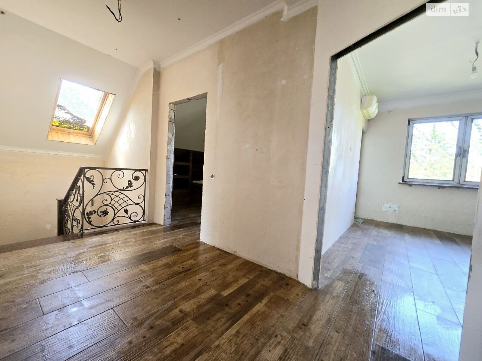 двухэтажный дом с отоплением, 235.3 кв. м, кирпич. Продажа в Буче район Буча фото 1 двухэтажный дом с отоплением, 235.3 кв. м, кирпич. Продажа в Буче район Буча фото 1