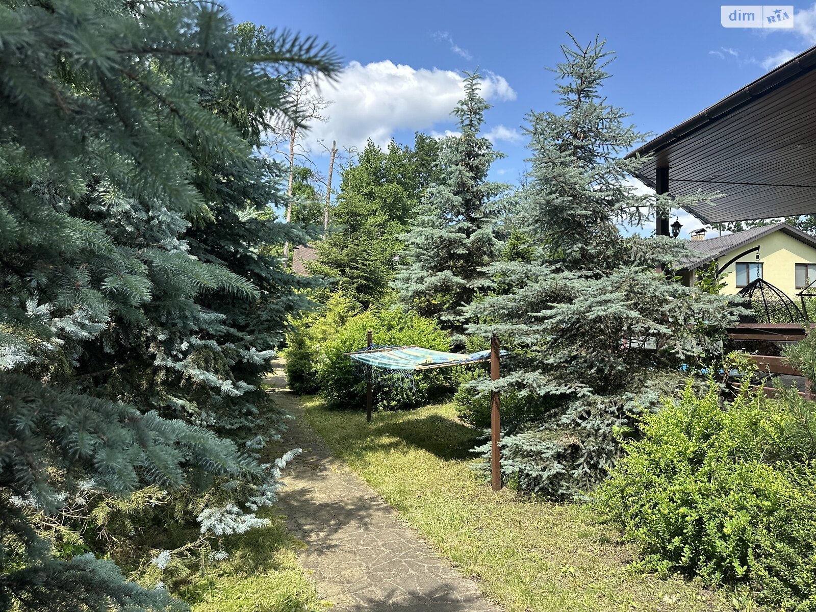 двухэтажный дом с балконом, 294.8 кв. м, монолит. Продажа в Буче район Буча фото 1 двухэтажный дом с балконом, 294.8 кв. м, монолит. Продажа в Буче район Буча фото 1