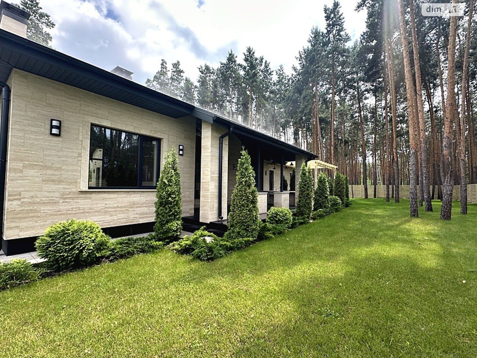 одноэтажный дом с мансардой, 285 кв. м, керамический блок. Продажа в Буче район Буча фото 1