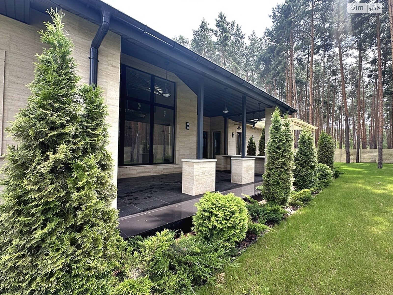 одноэтажный дом с мансардой, 285 кв. м, керамический блок. Продажа в Буче район Буча фото 1