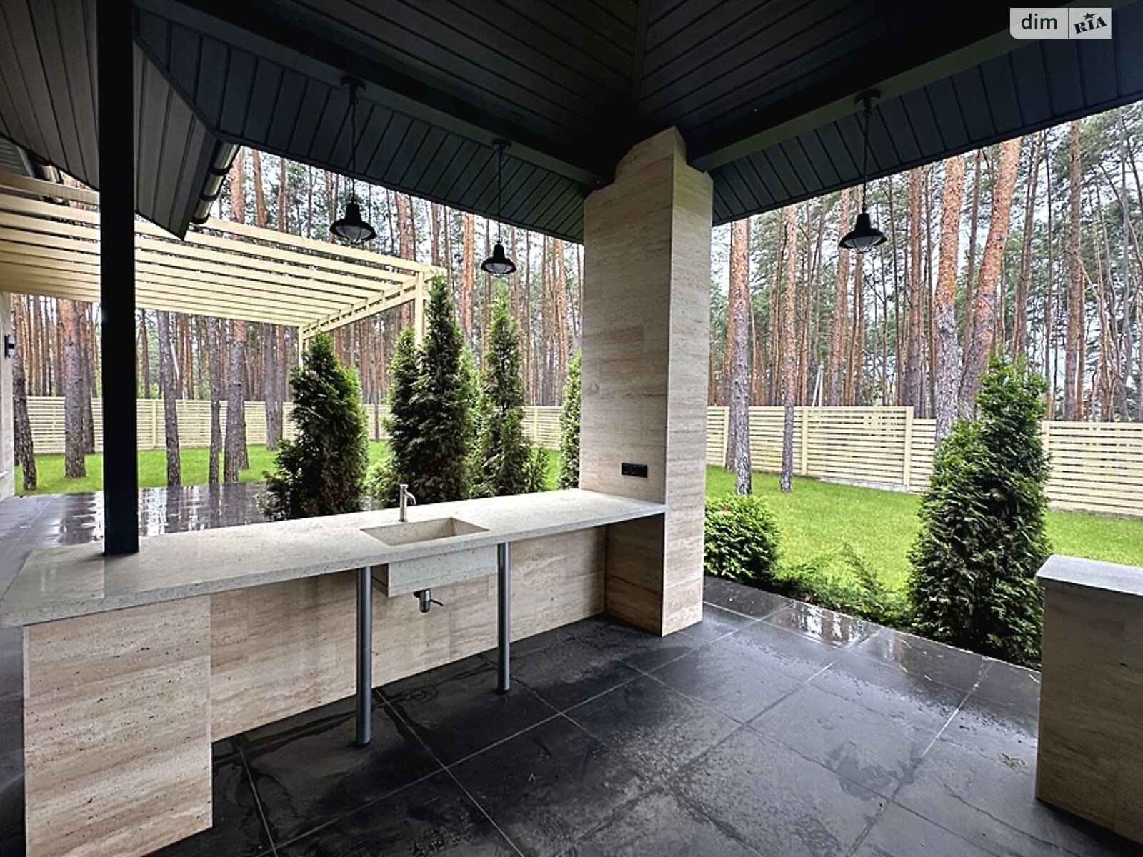 одноэтажный дом с мансардой, 285 кв. м, керамический блок. Продажа в Буче район Буча фото 1