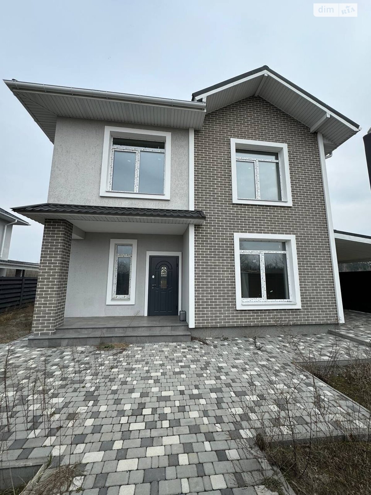 двухэтажный дом с отоплением, 150 кв. м, кирпич. Продажа в Буче район Буча фото 1 двухэтажный дом с отоплением, 150 кв. м, кирпич. Продажа в Буче район Буча фото 1