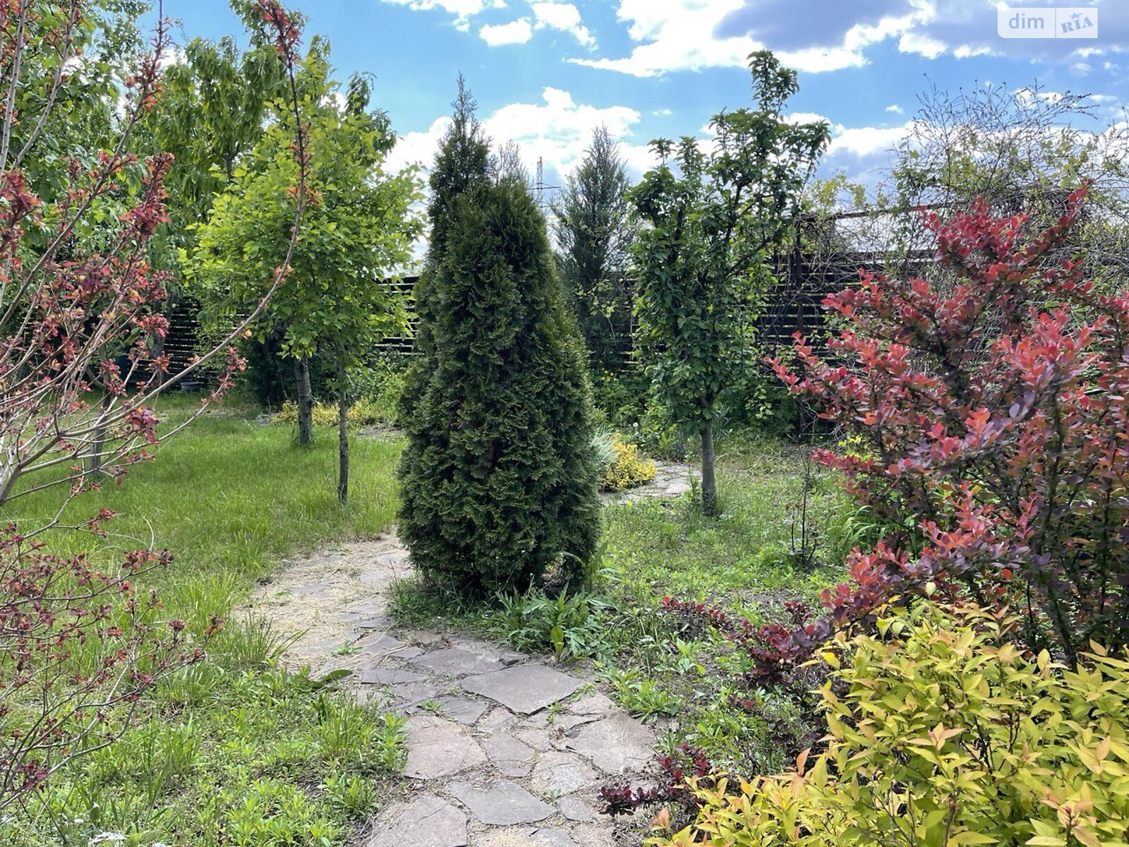 двухэтажный дом с балконом, 240 кв. м, кирпич. Продажа в Буче район Буча фото 1 двухэтажный дом с балконом, 240 кв. м, кирпич. Продажа в Буче район Буча фото 1