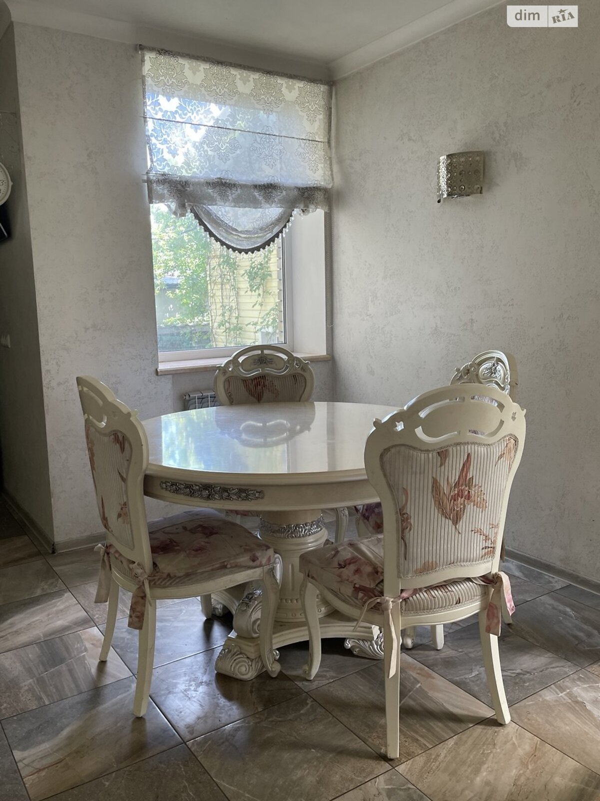 двухэтажный дом с балконом, 240 кв. м, кирпич. Продажа в Буче район Буча фото 1 двухэтажный дом с балконом, 240 кв. м, кирпич. Продажа в Буче район Буча фото 1