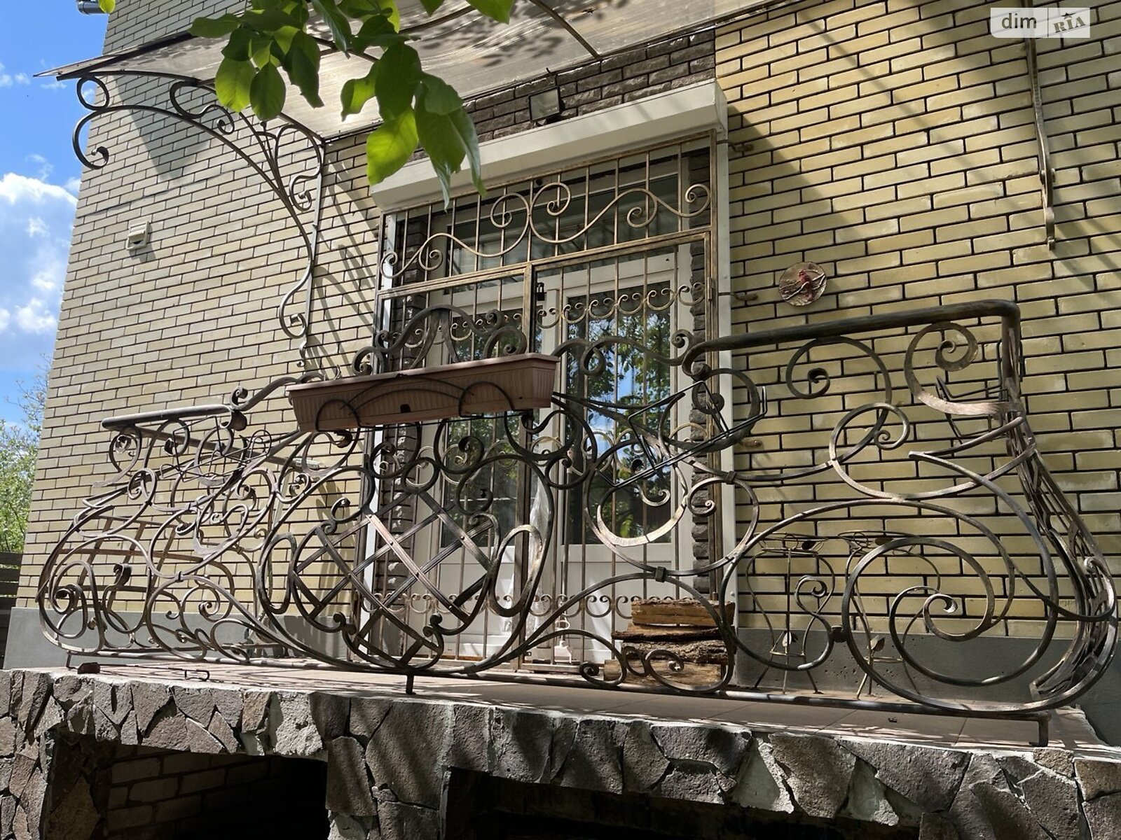 двухэтажный дом с балконом, 240 кв. м, кирпич. Продажа в Буче район Буча фото 1 двухэтажный дом с балконом, 240 кв. м, кирпич. Продажа в Буче район Буча фото 1