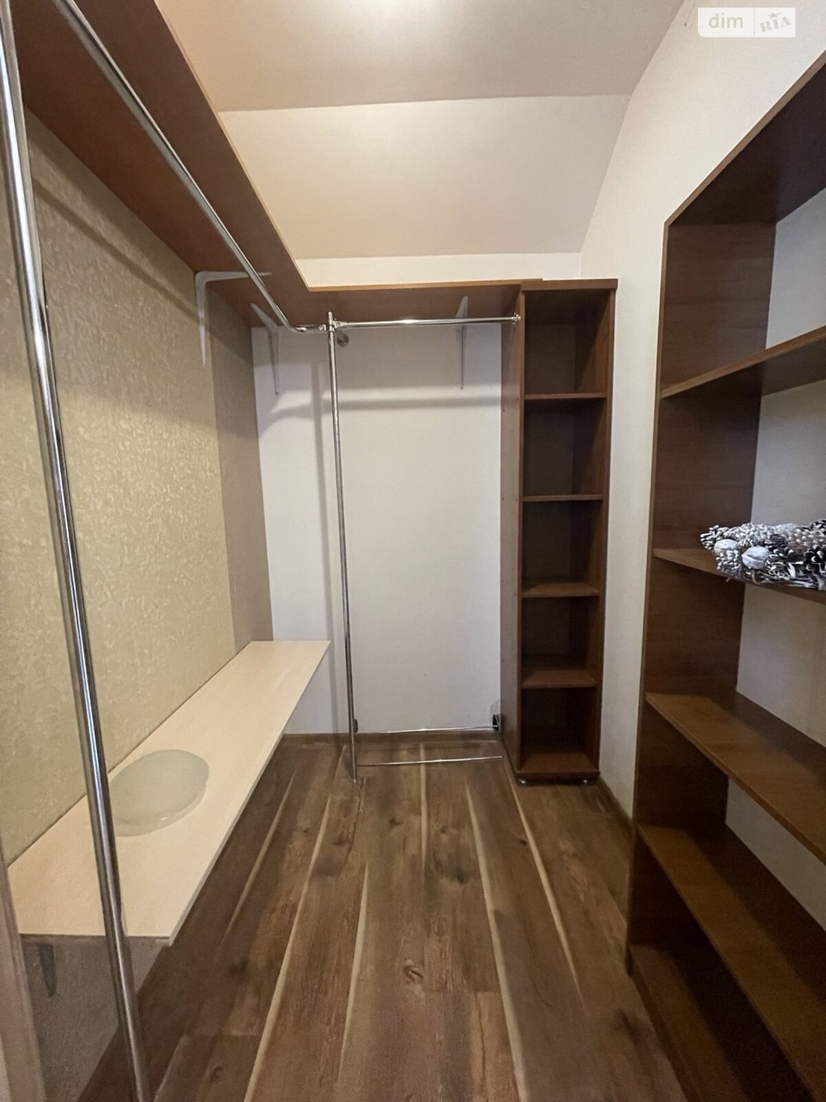 двухэтажный дом с балконом, 240 кв. м, кирпич. Продажа в Буче район Буча фото 1 двухэтажный дом с балконом, 240 кв. м, кирпич. Продажа в Буче район Буча фото 1
