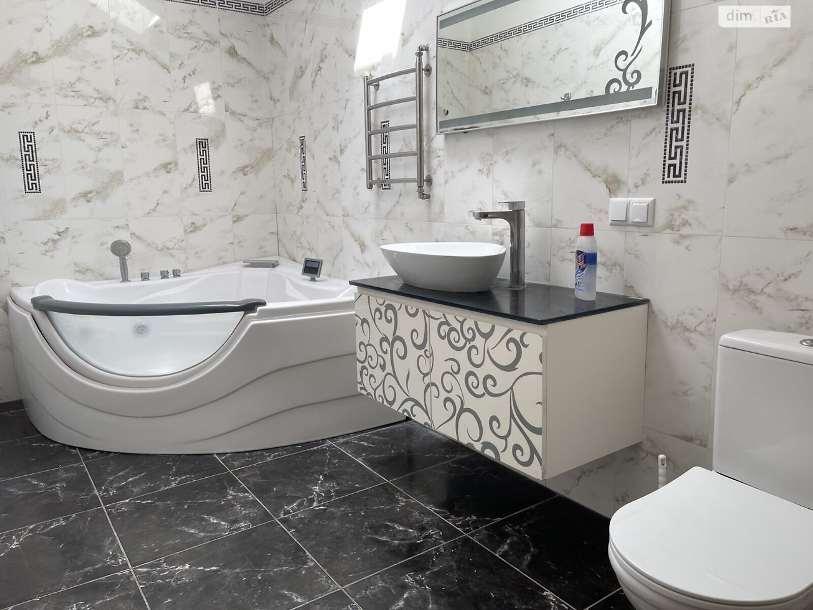двухэтажный дом с балконом, 240 кв. м, кирпич. Продажа в Буче район Буча фото 1 двухэтажный дом с балконом, 240 кв. м, кирпич. Продажа в Буче район Буча фото 1