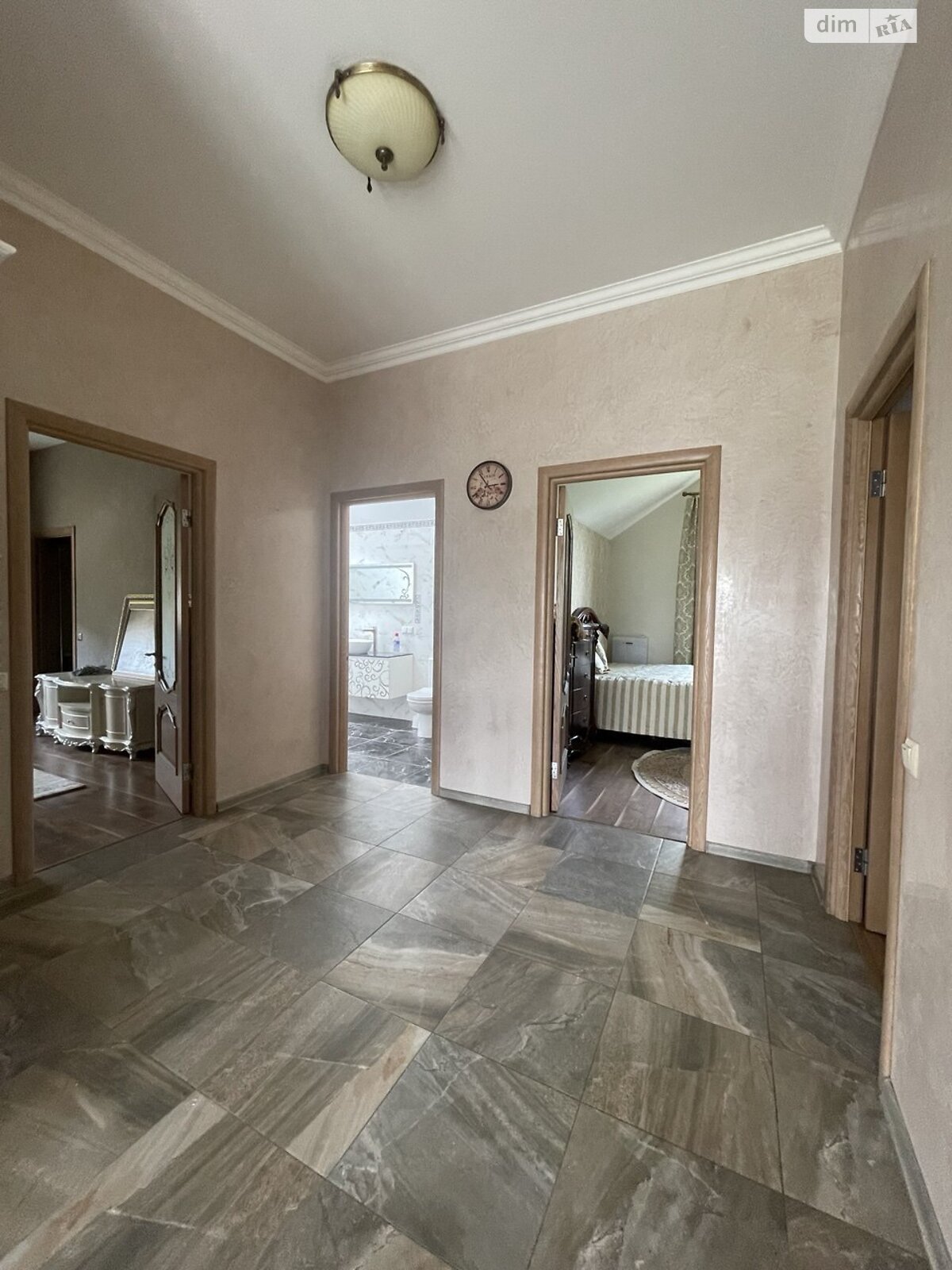 двухэтажный дом с балконом, 240 кв. м, кирпич. Продажа в Буче район Буча фото 1 двухэтажный дом с балконом, 240 кв. м, кирпич. Продажа в Буче район Буча фото 1